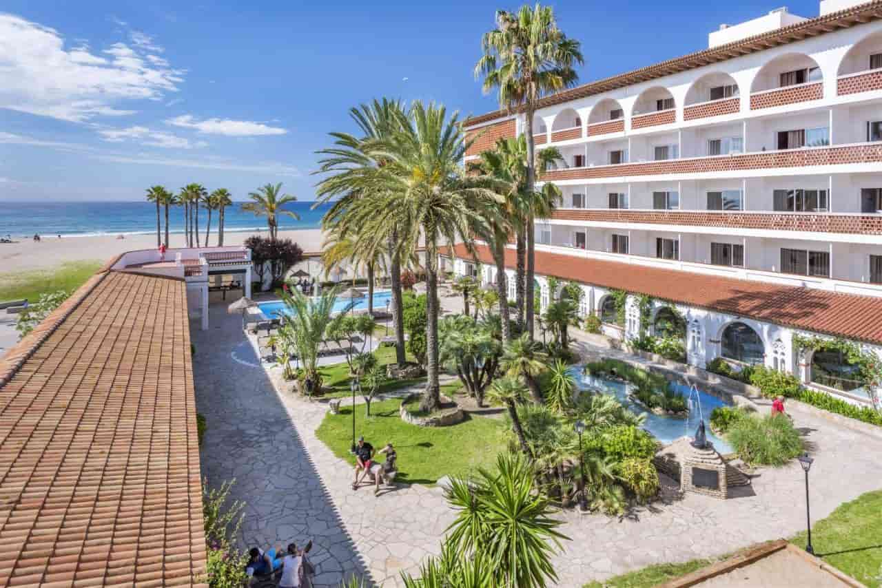 4R Gran Europe — hotel pet-friendly en El Vendrell