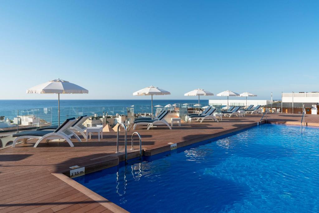 Aluasun Lago Rojo — hotel pet-friendly en Torremolinos