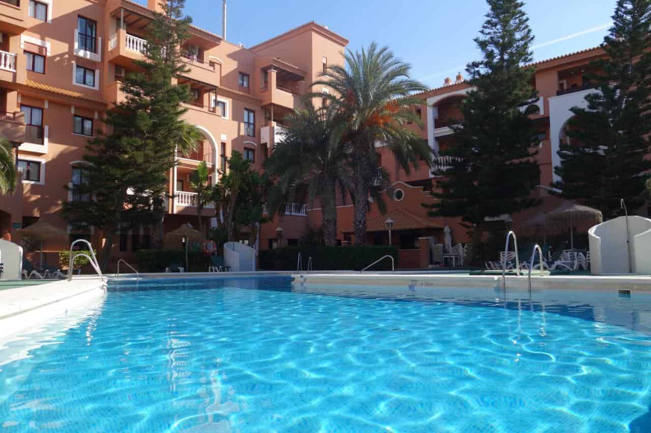 Apartamentos Estrella De Mar — hotel pet-friendly en Almería