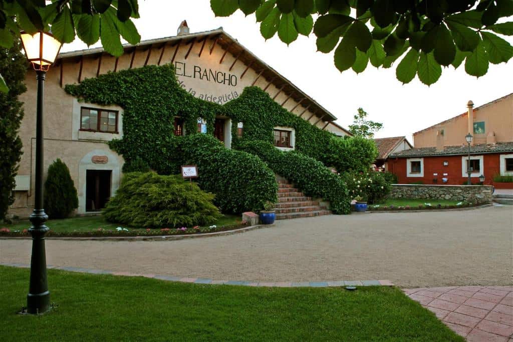 Hotel El Rancho — hotel pet-friendly en Segovia
