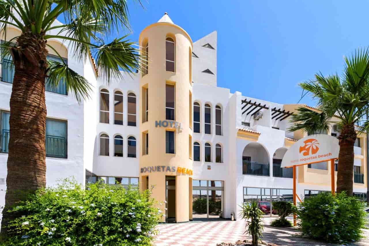 Moon Dreams Roquetas — hotel pet-friendly en Roquetas de Mar
