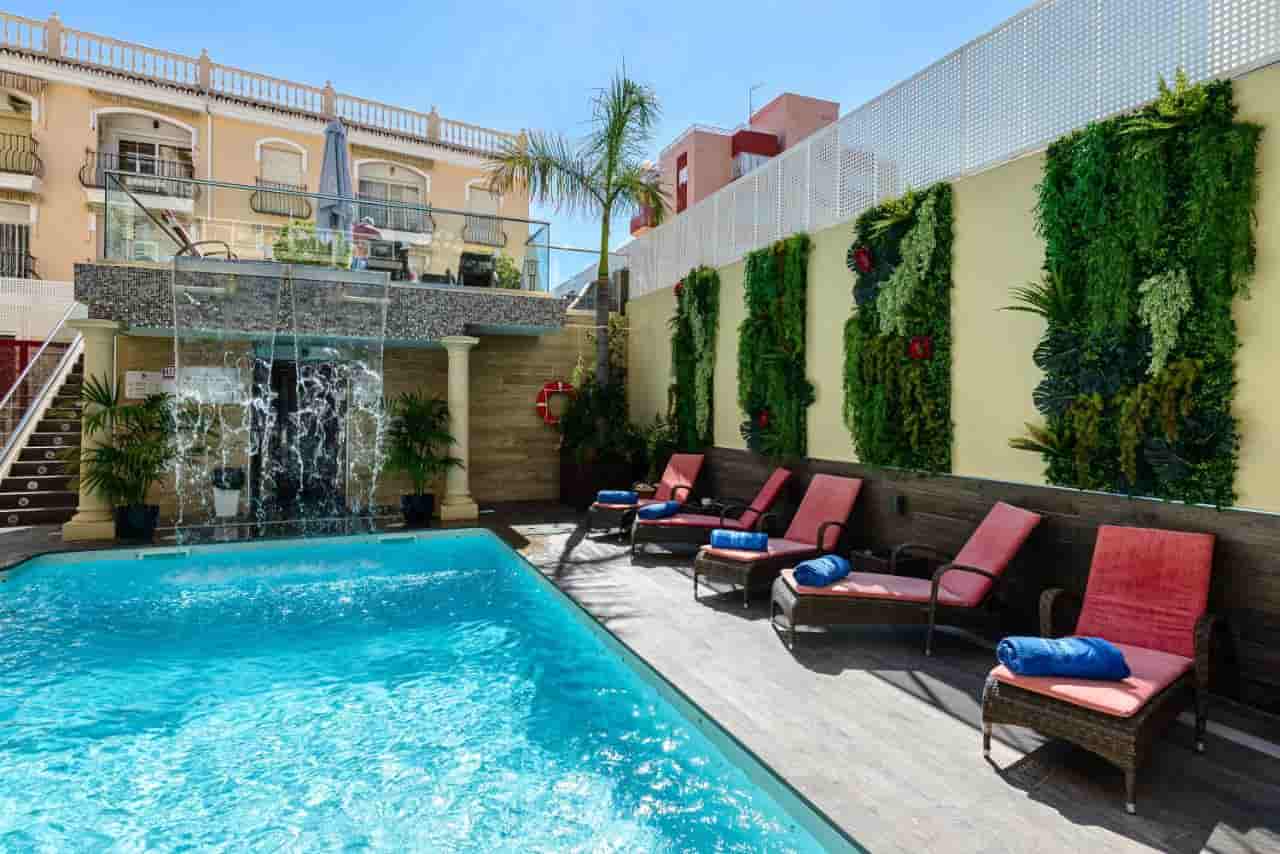 Moon Dreams Torremolinos — hotel pet-friendly en Torremolinos