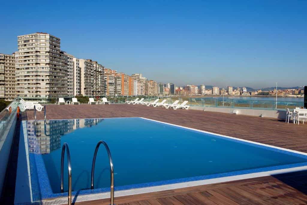 NH Gijón — hotel pet-friendly en Gijón