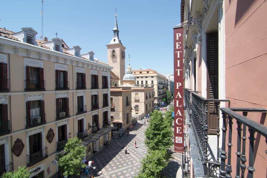 Petit Palace Arenal — hotel pet-friendly en Madrid