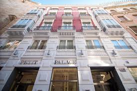 Petit Palace Plaza de la Reina — hotel pet-friendly en Valencia