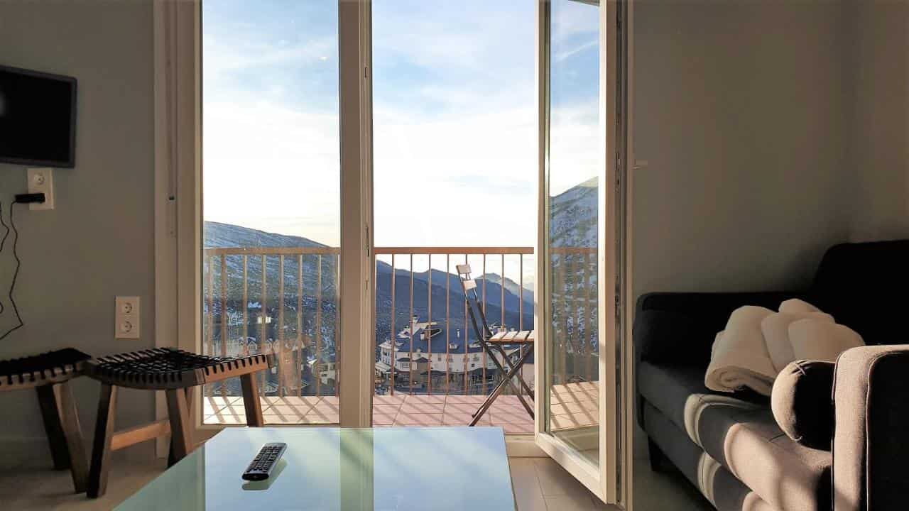 Todosierranevada zona baja -edificio atlas — hotel pet-friendly en Granada